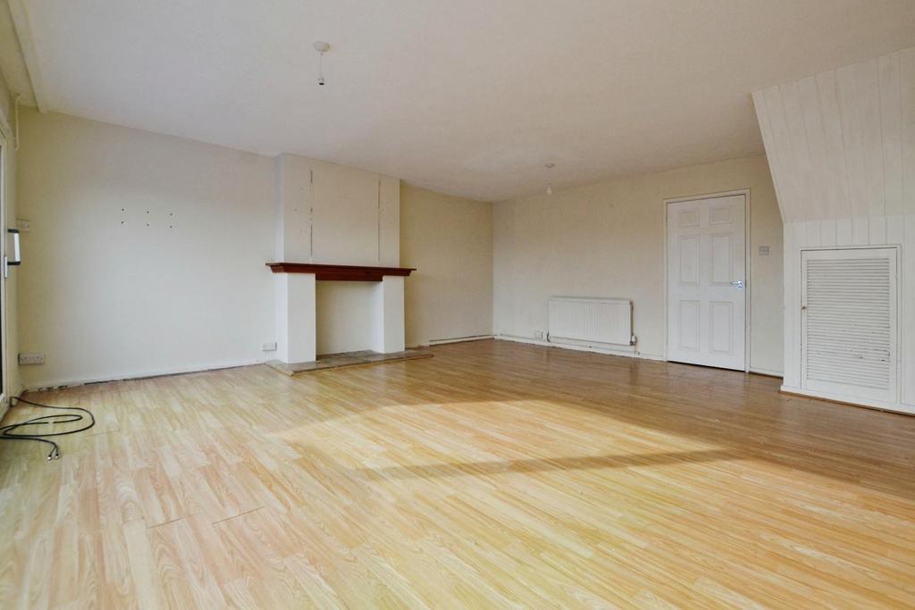 Bifield Road, Stockwood, Bristol 4 bed end of terrace house for sale