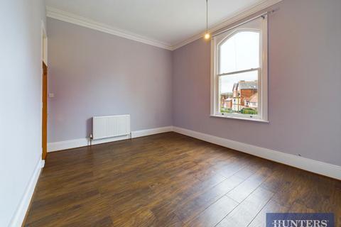 2 bedroom apartment for sale, Grosvenor Road, Scarborough