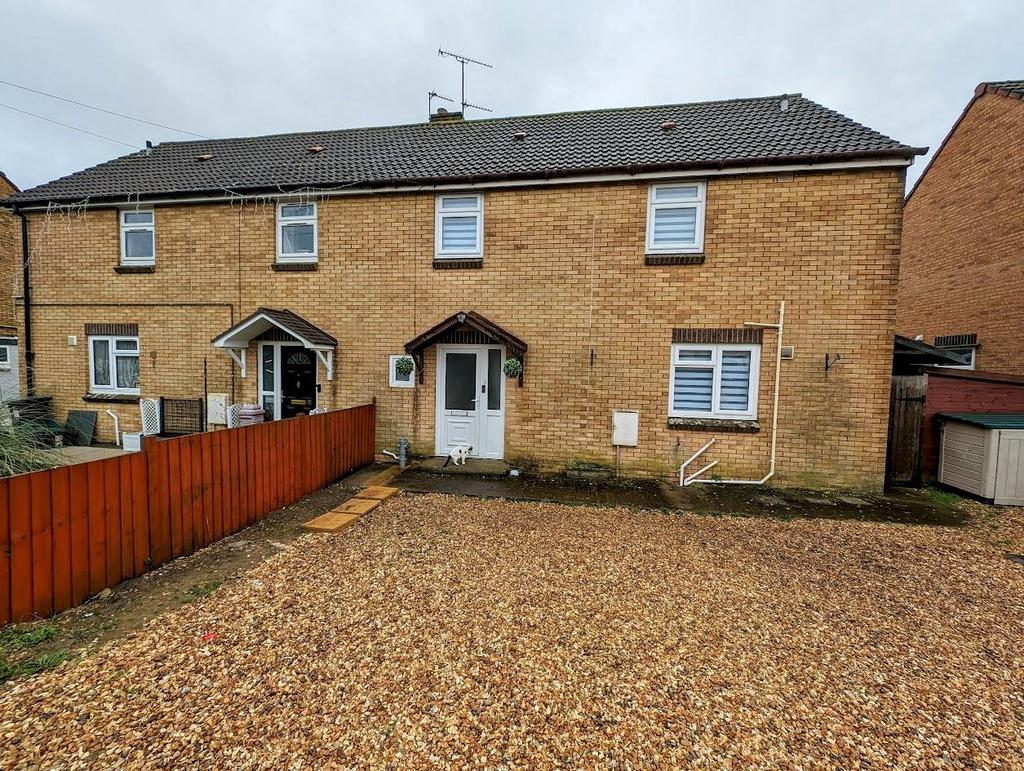 Lansdown Road, Pucklechurch, Bristol 3 bed semidetached house for sale £300,000