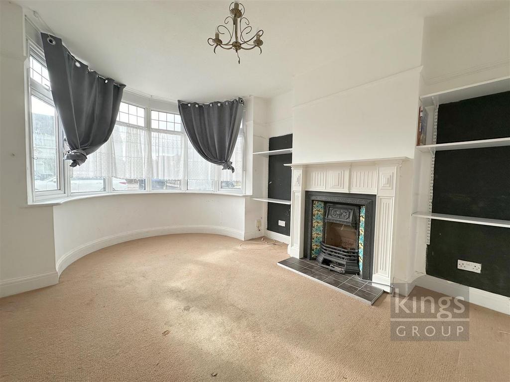 Severn Drive, Enfield 3 bed terraced house for sale - £490,000