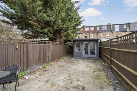 3 bedroom house to rent, Aston Road, Raynes Park, SW20