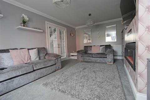8 Dol Hyfryd, Denbigh, LL16 4PZ