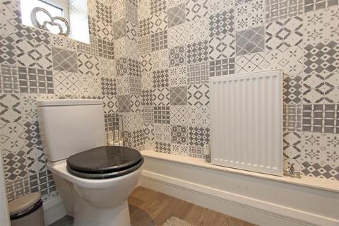 8 Dol Hyfryd, Denbigh, LL16 4PZ