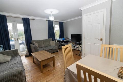 66 Forest Gate, Palmersville, Newcastle Upon Tyne, NE12 9EF