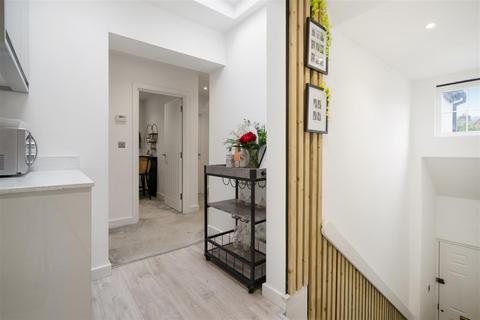 3b High Street, Sunninghill, Ascot, SL5 9NQ