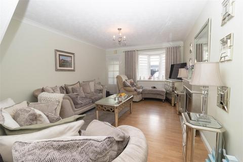 2 bedroom end of terrace house for sale - Northumbrian Way, Royal Quays, North Shields