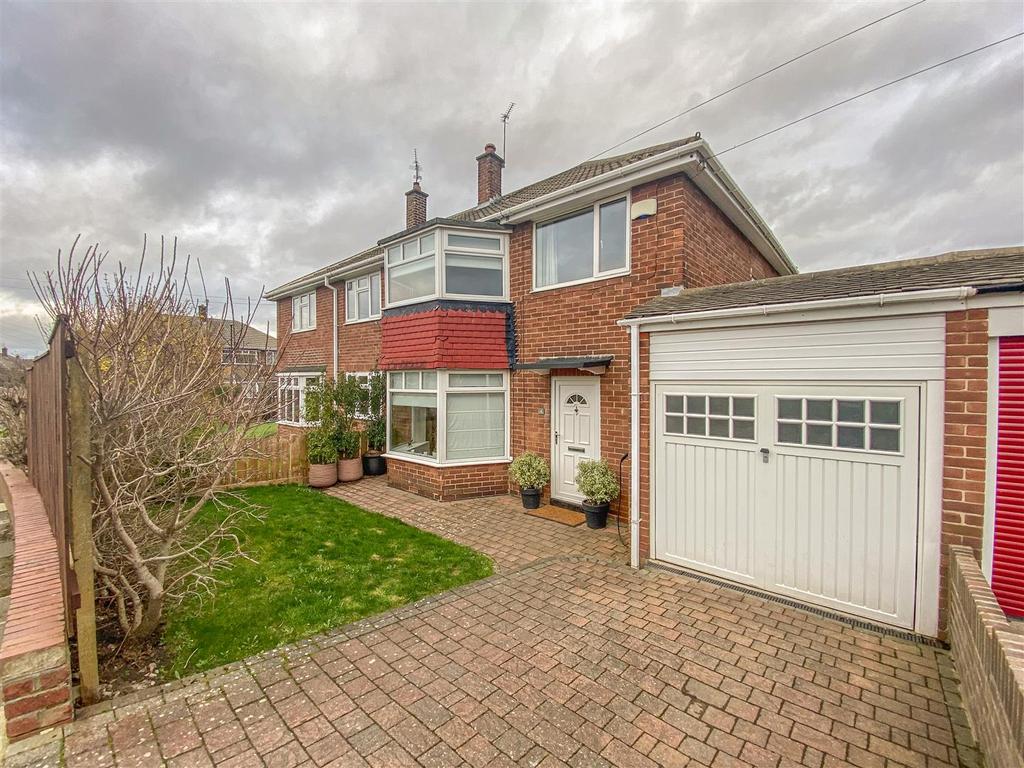 Weldon Way, Newcastle Upon Tyne 3 bed semidetached house for sale £
