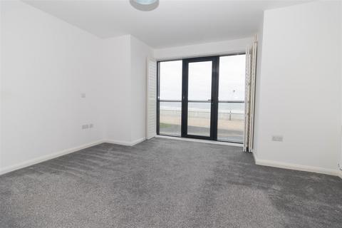 3 bedroom terraced house for sale, Empress Point, Promenade, Whitley Bay