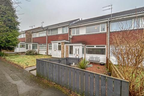 3 bedroom terraced house to rent, Hereford Court, Newcastle Upon Tyne