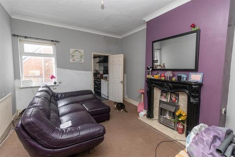 2 bedroom flat for sale, Chirton West View, North Shields