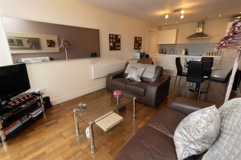 2 bedroom flat for sale, City Road, Newcastle Upon Tyne