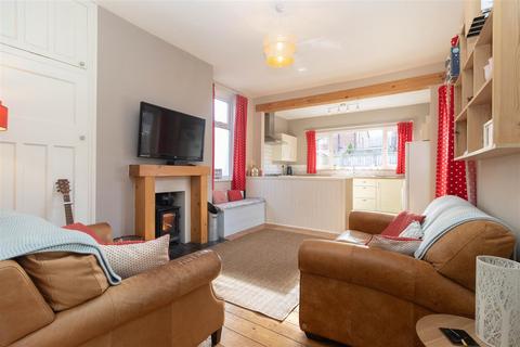 2 bedroom semi-detached bungalow for sale, Lynn Road, North Shields