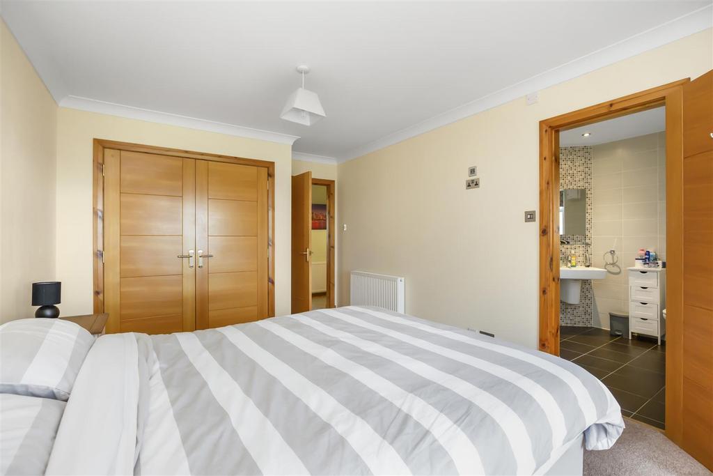 53 Clover Way Blairhall 57.jpg