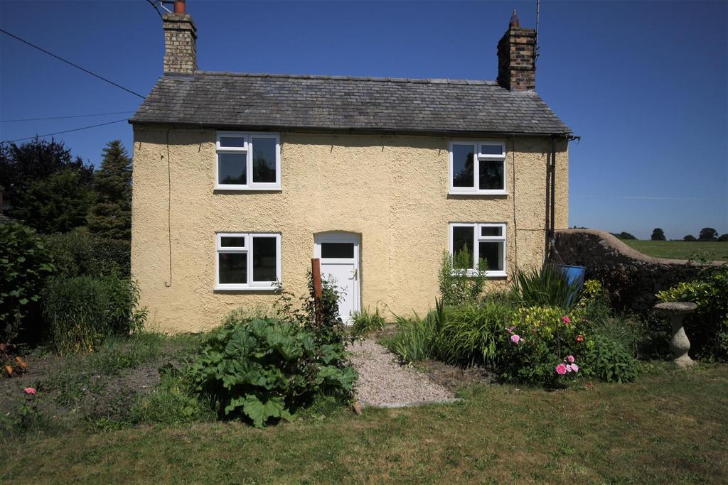 Crickheath, Oswestry 2 bed detached house for sale £250,000