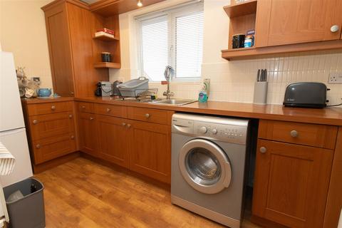 70 Forest Gate, Palmersville, Newcastle Upon Tyne, NE12 9EF