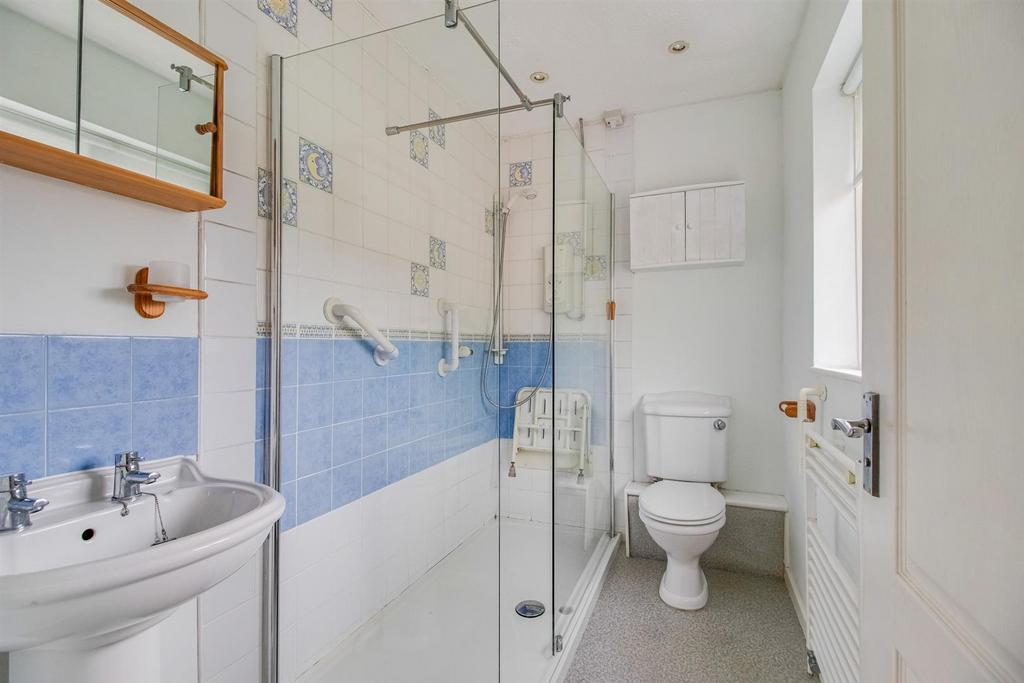Shower room/w.c.