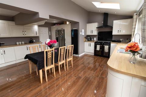 5 bedroom link detached house for sale, Priory Place, Wideopen, Newcastle Upon Tyne