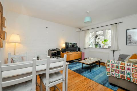 2 bedroom flat for sale, Mildmay Park, London