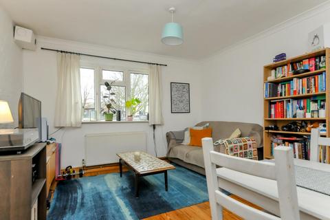 2 bedroom flat for sale, Mildmay Park, London
