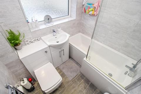 24 Cliff Street, Wakefield, WF2 0DW