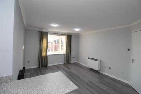 1 bedroom flat to rent - Harrison Way, Cardiff CF11