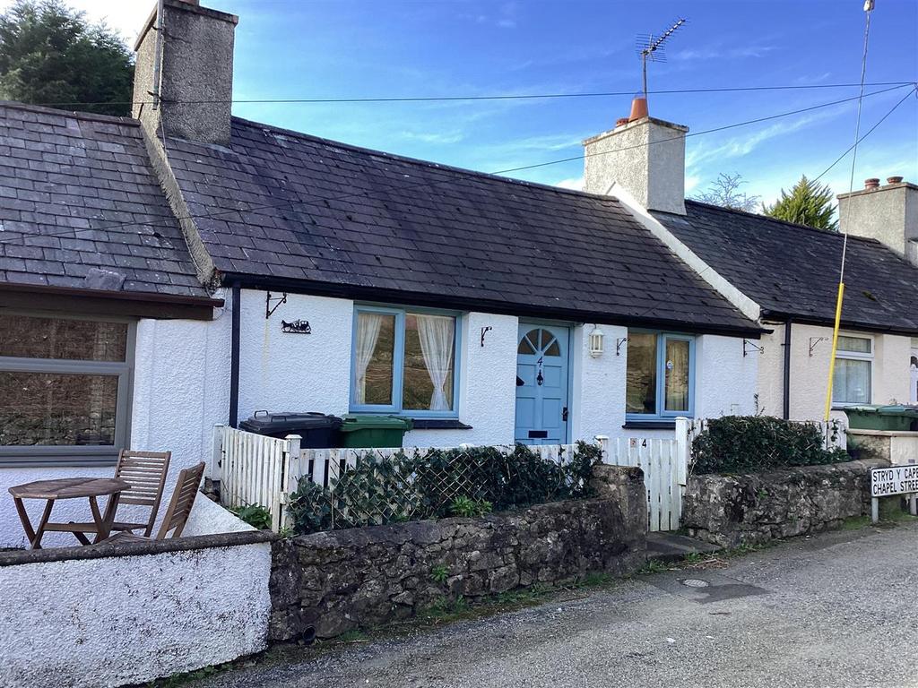 Chapel St, Pentraeth 2 bed terraced house for sale £135,000
