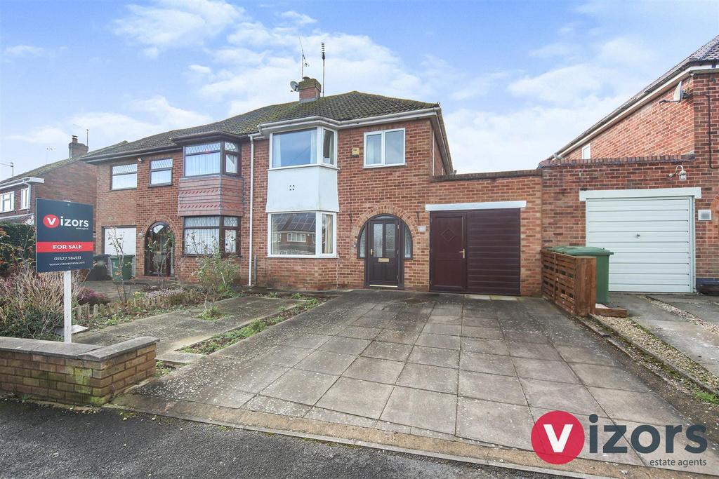 Mill Road, Riverside, Redditch 3 bed semidetached house for sale