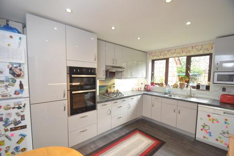 4 bedroom detached house for sale, Primrose Lane, Shirley Oaks Village, Croydon, CR0