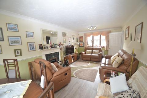 4 bedroom detached house for sale - Primrose Lane, Shirley Oaks Village, Croydon, CR0
