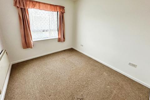 1 bedroom flat for sale - Walrow Road, Highbridge, TA9