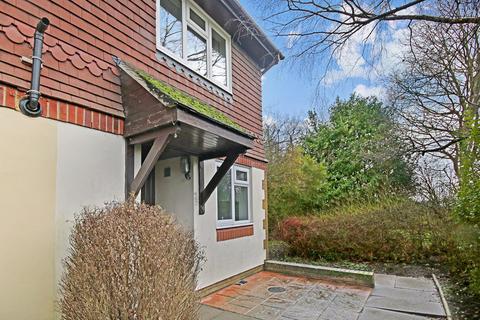 2 bedroom end of terrace house for sale - Pavilion Way, East Grinstead, RH19