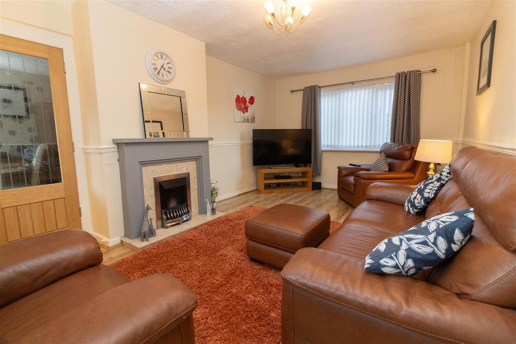Shearwater Avenue, Newcastle Upon Tyne 3 bed terraced house for sale