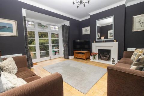 4 bedroom semi-detached house for sale, Milldene Avenue, Tynemouth