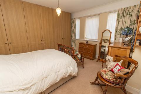 2 bedroom semi-detached bungalow for sale, Marshmont Avenue, Tynemouth, North Shields