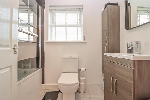 10 Big Waters Close, Newcastle Upon Tyne, NE13 7ES