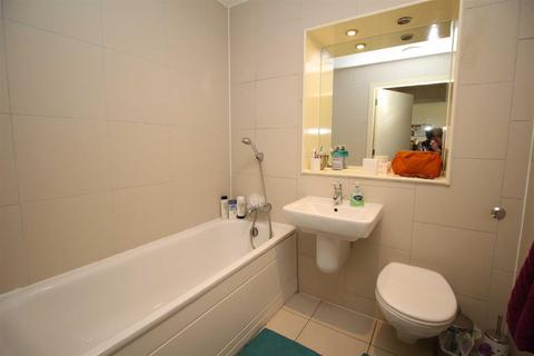 2 bedroom flat for sale, Lime Square, City Road, Newcastle Upon Tyne
