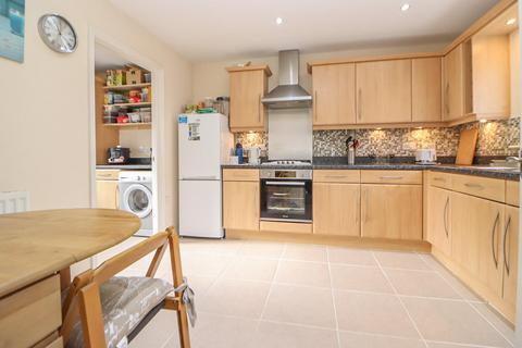 3 bedroom semi-detached house for sale - Alnmouth Court, Newcastle Upon Tyne