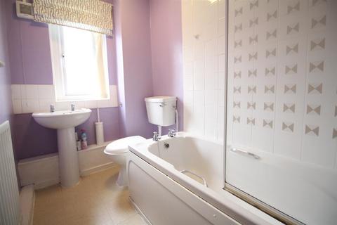 2 bedroom apartment for sale, Mapledene Road, Fawdon, Newcastle Upon Tyne
