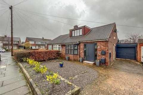 2 bedroom semi-detached bungalow for sale - Longhirst Drive, Wideopen, Newcastle Upon Tyne