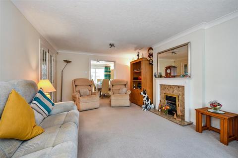 4 bedroom detached house for sale, Jutland Crescent, Andover