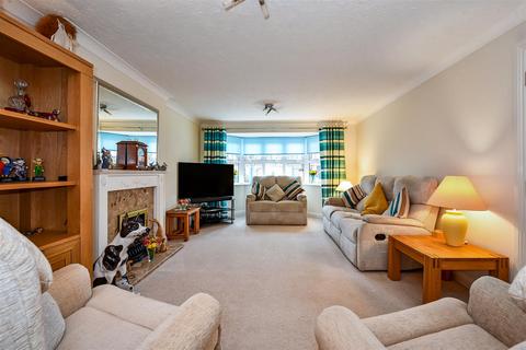 4 bedroom detached house for sale, Jutland Crescent, Andover