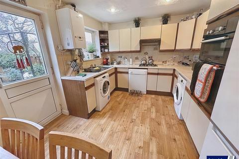 3 bedroom terraced house for sale, York Ride, Northampton