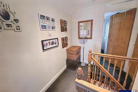 3 bedroom terraced house for sale, York Ride, Northampton