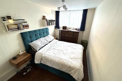 2 bedroom flat for sale - Florida Court, 76 Westmoreland Road, Bromley