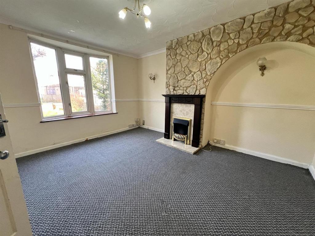 Warrington Road, Dagenham 3 bed house for sale £375,000