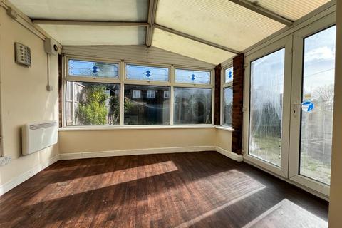 69 Warrington Road, Dagenham, RM8 3JL