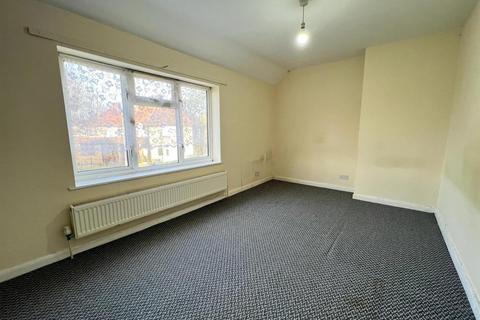 69 Warrington Road, Dagenham, RM8 3JL