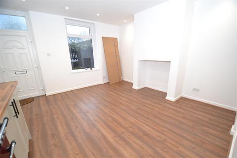 757 Wakefield Road, Bradford, BD4 7PT