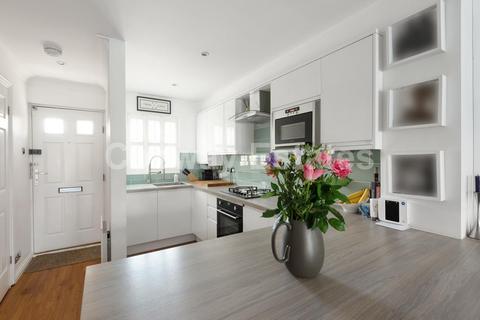2 bedroom end of terrace house to rent - Colenso Drive, Mill Hill, NW7