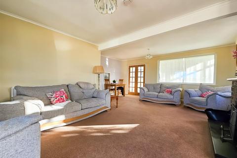 103 Bay View Road, Northam, Bideford, EX39 1BJ